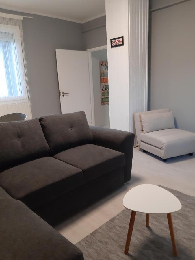 Jade Vendeghaz Apartment Papa Bagian luar foto